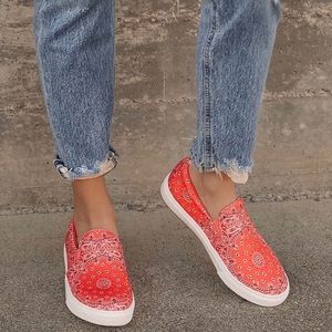 🆕{Steve Madden} Coulter Red Paisley Print Slip-On Sneakers